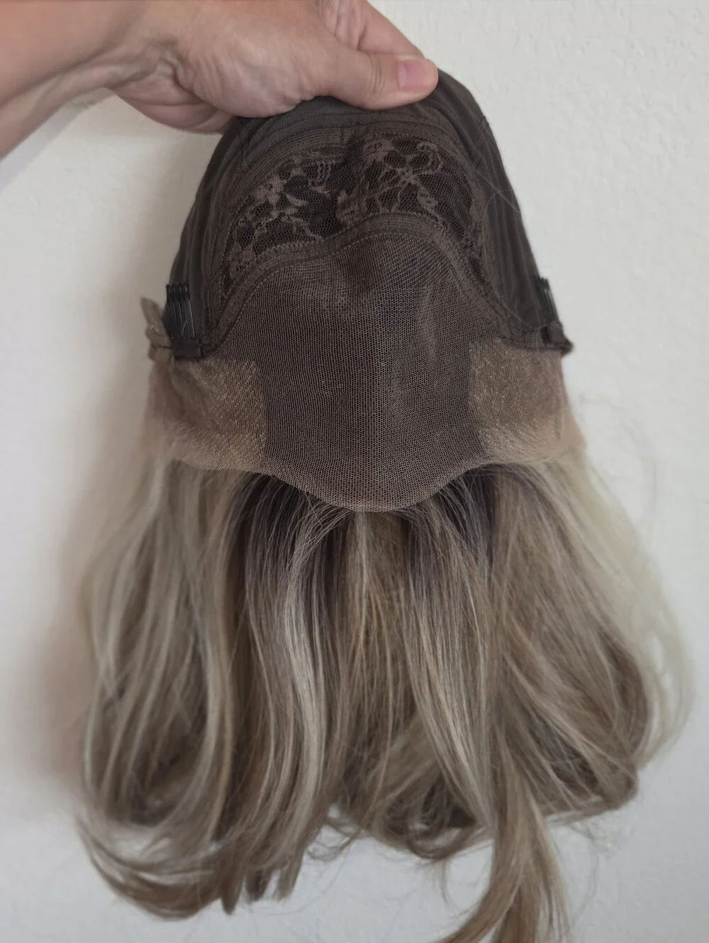 Chelsey Smith Crowns wig nwt